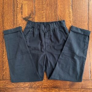 EUC GAP Elastic Waist Paper-Bag-Style Navy Cuffed Pants Women’s 8 Tall